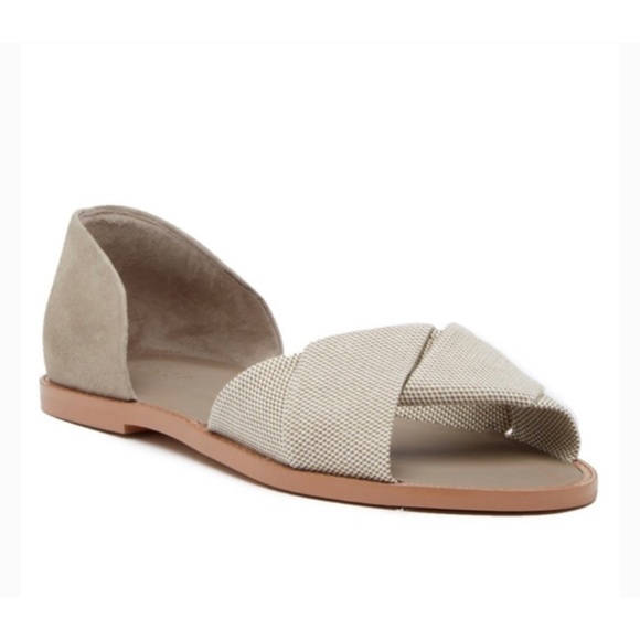 Vince Shoes - Vince Idara Twisted d'Orsay Sandal Size